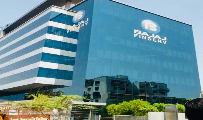 Bajaj Finance Q4 results: Net profit gain 17%; company announces share split, bonus issue