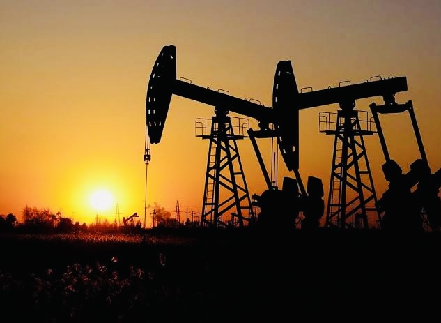 Crude oil prices increase on spot demand